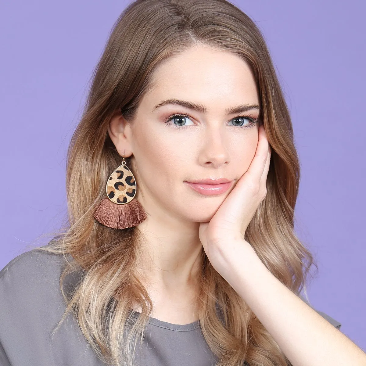 Ke7083 - Animal Print Tassel Fringe Earrings