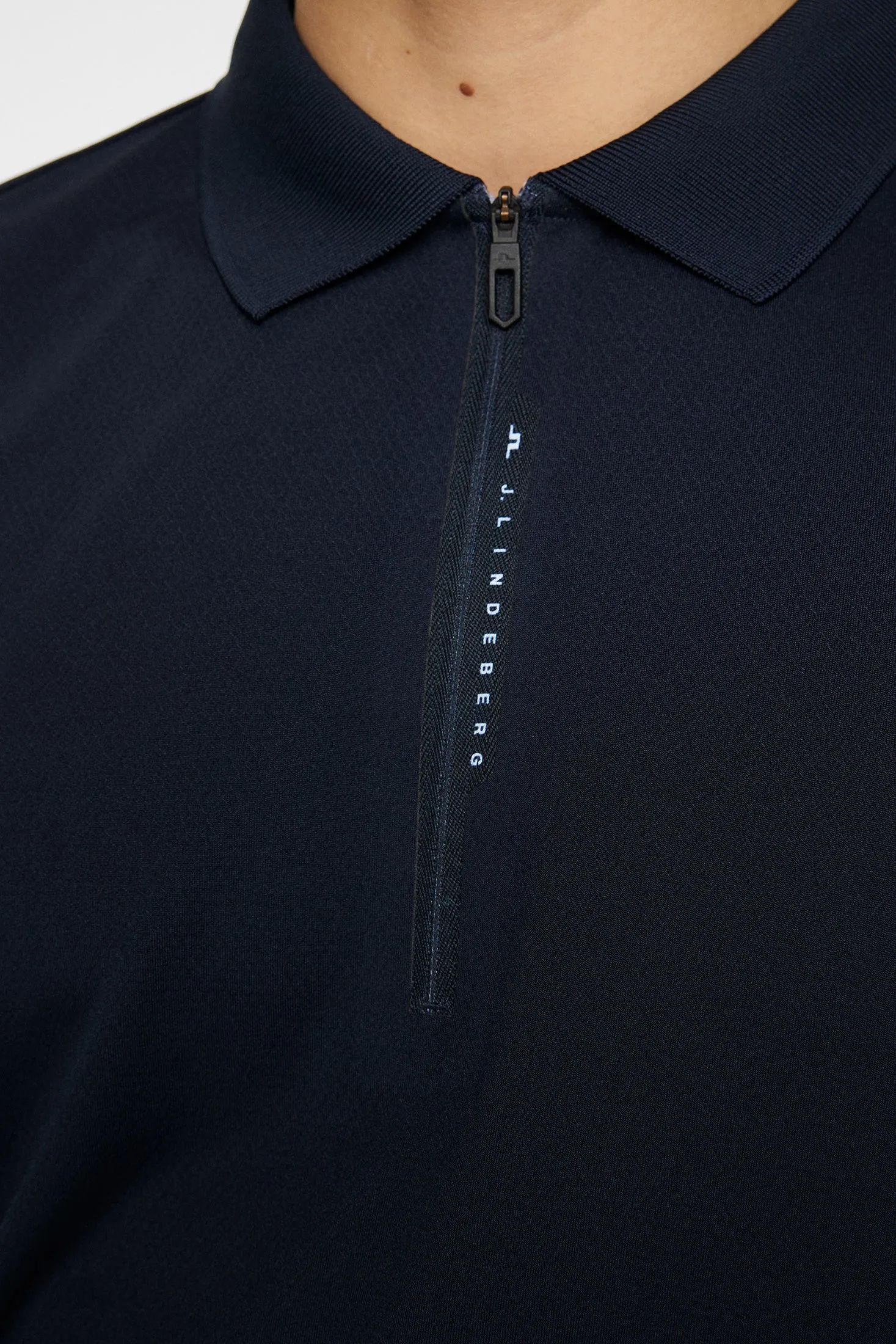 Nero Polo