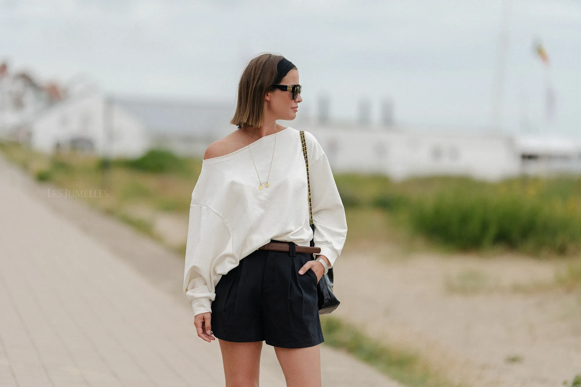 Olga off shoulder sweater ecru