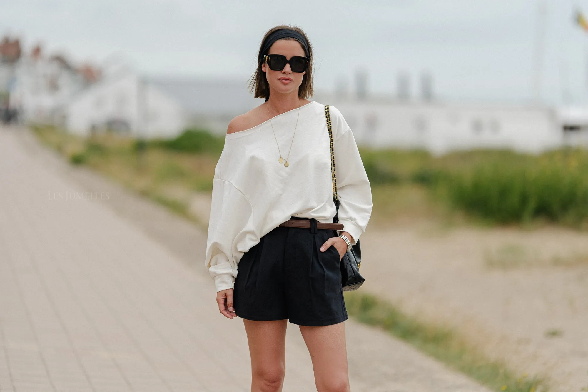 Olga off shoulder sweater ecru