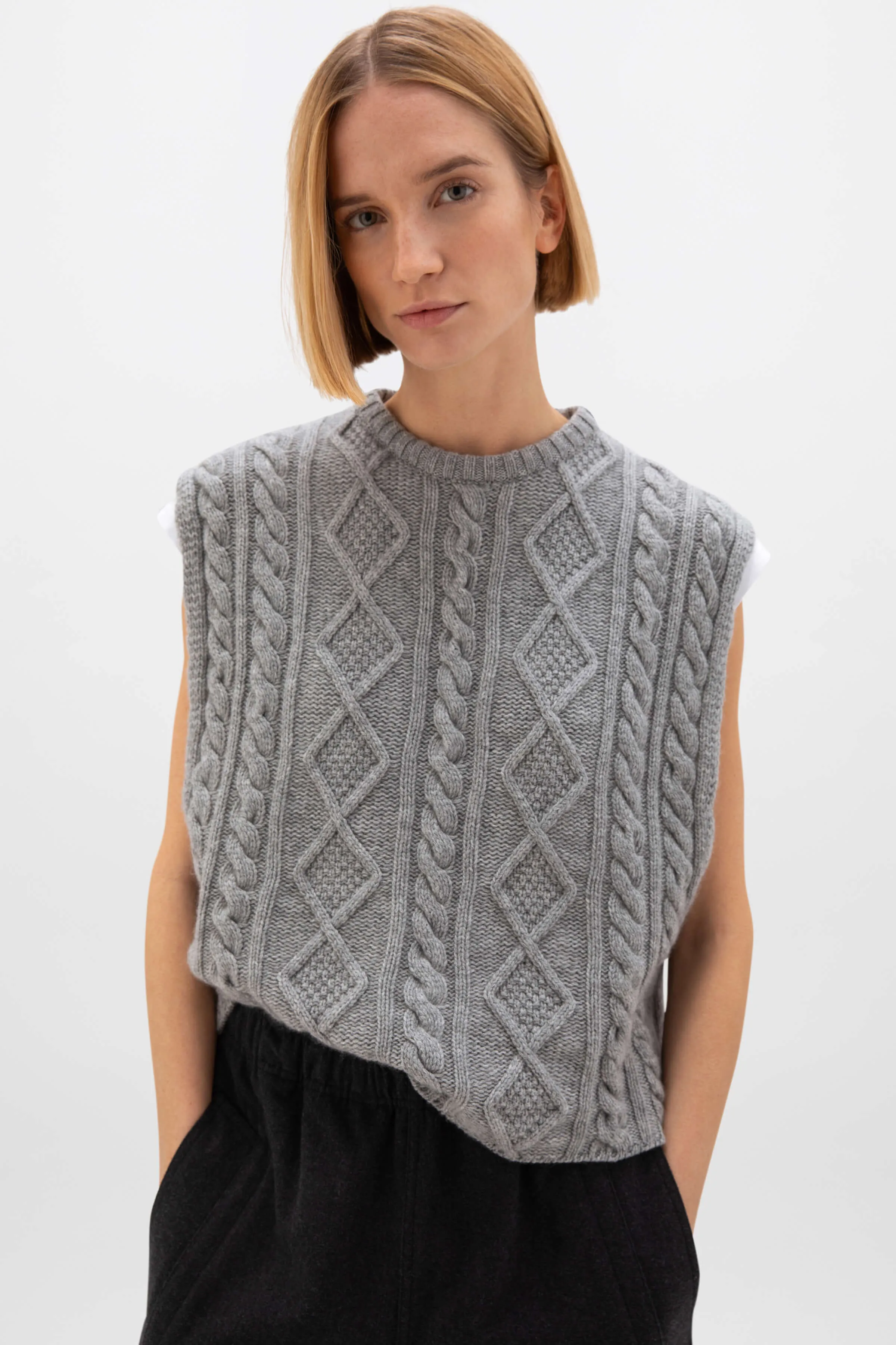 Oversized Aran Cable Cashmere Tank