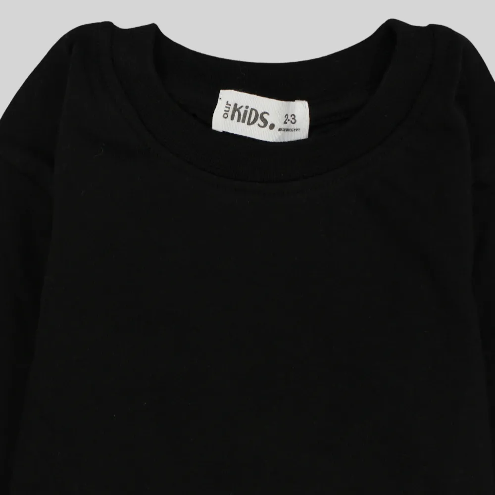 Unisex Black Long-Sleeved T-Shirt