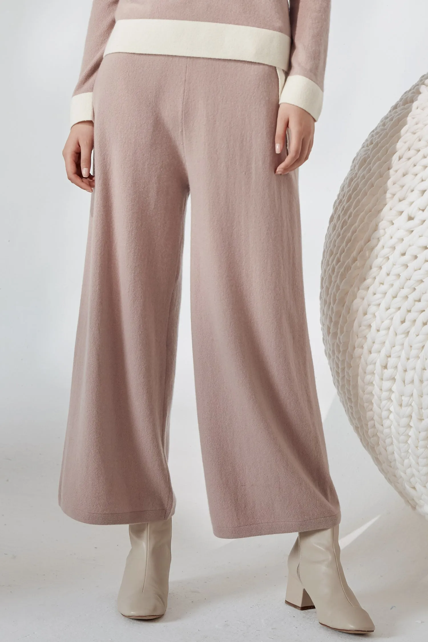 Wide-leg 100% cashmere cropped trousers